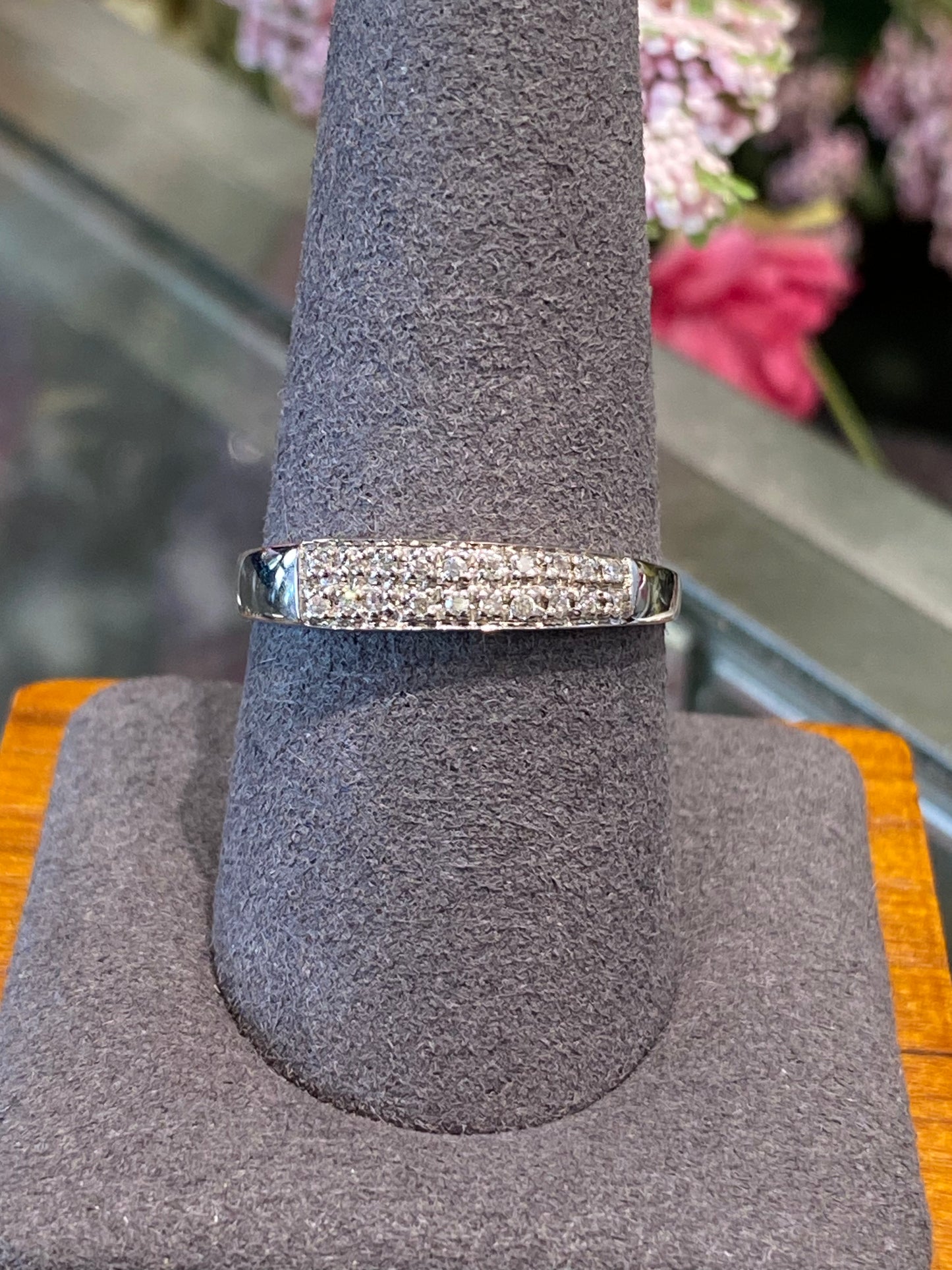 14k White Gold Band