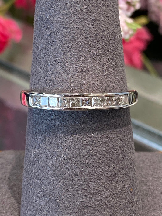 14k White Gold Diamond Band