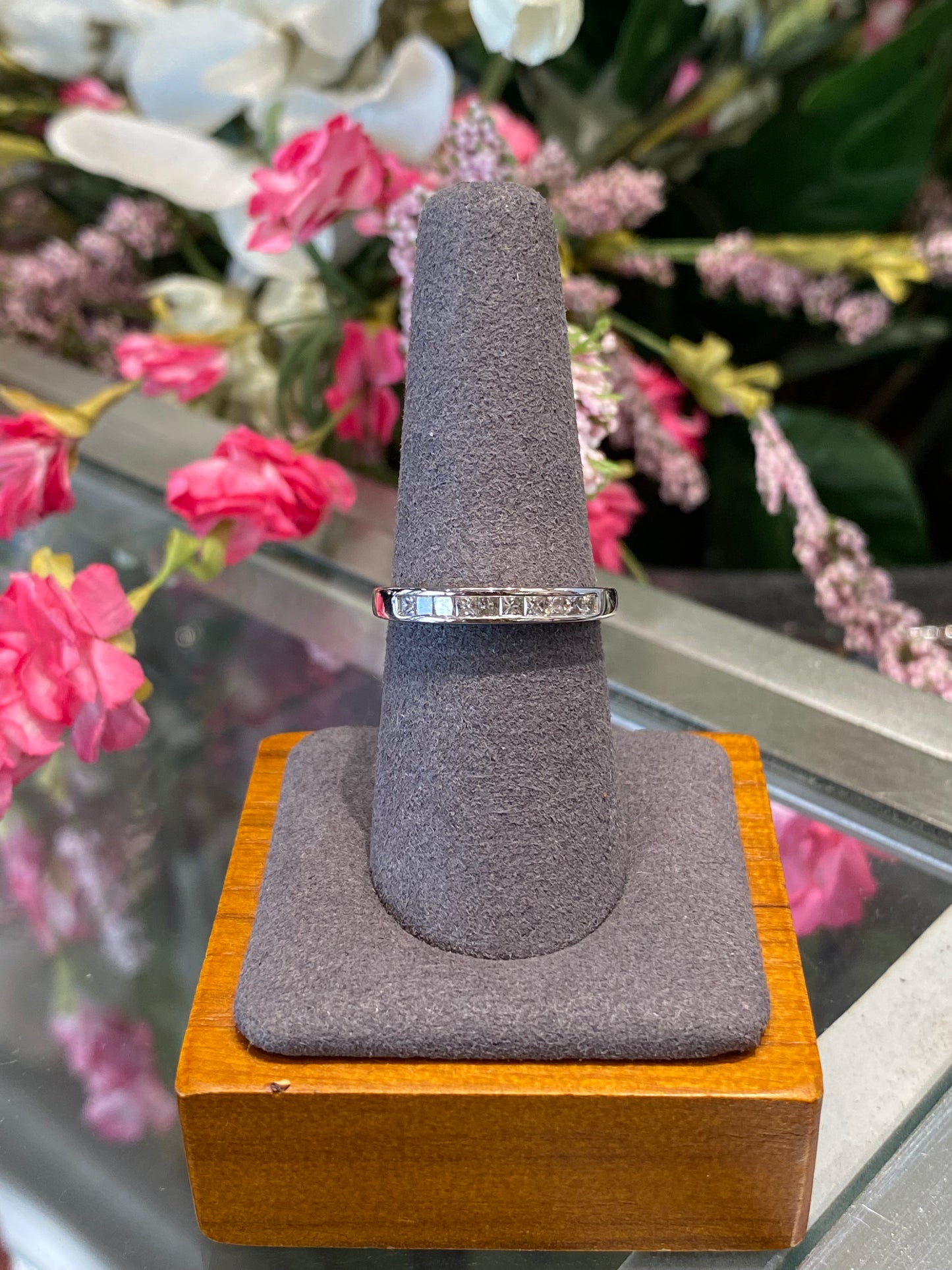 14k White Gold Diamond Band