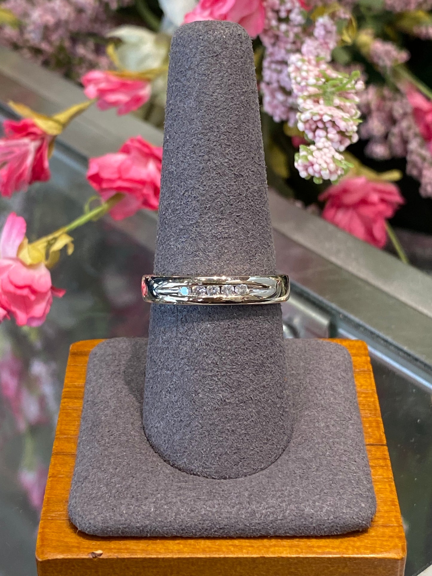 14k White Gold Diamond Band