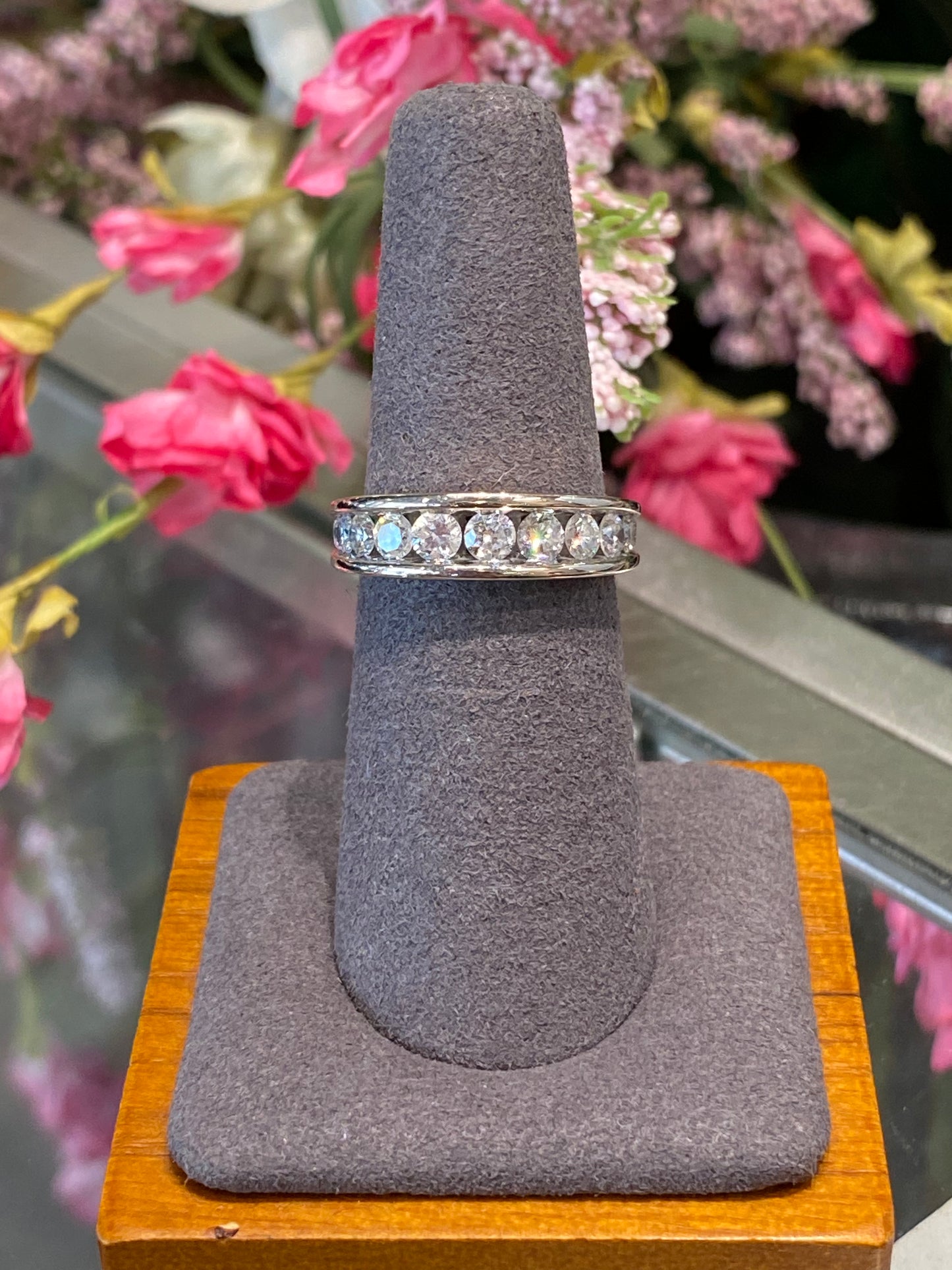14k White Gold Diamond Band
