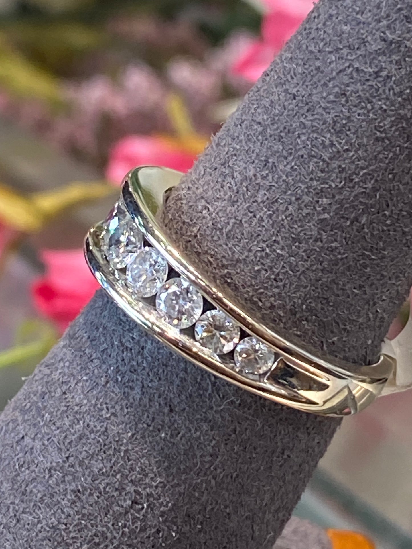 14k White Gold Diamond Band