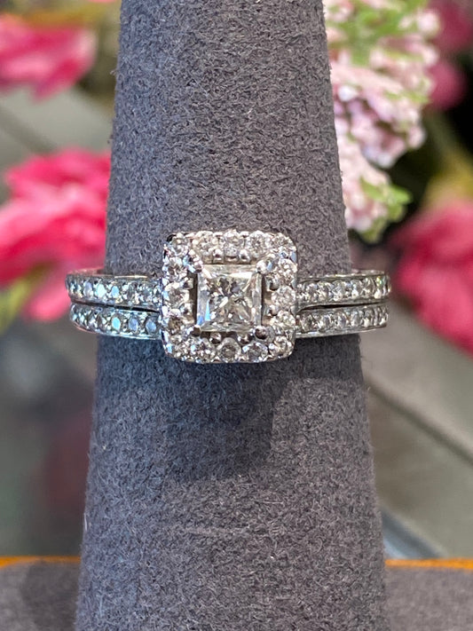 14k White Gold Diamond Wedding Set