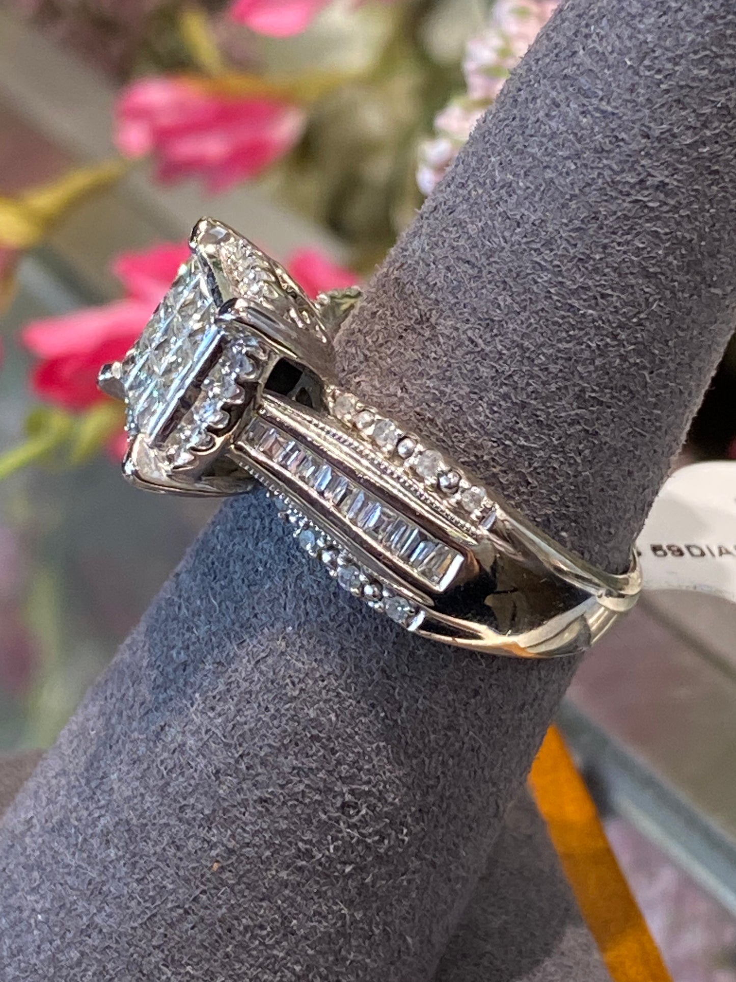 10k White Gold Diamond Engagement Ring