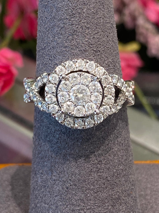 10k White Gold Diamond Engagement Ring