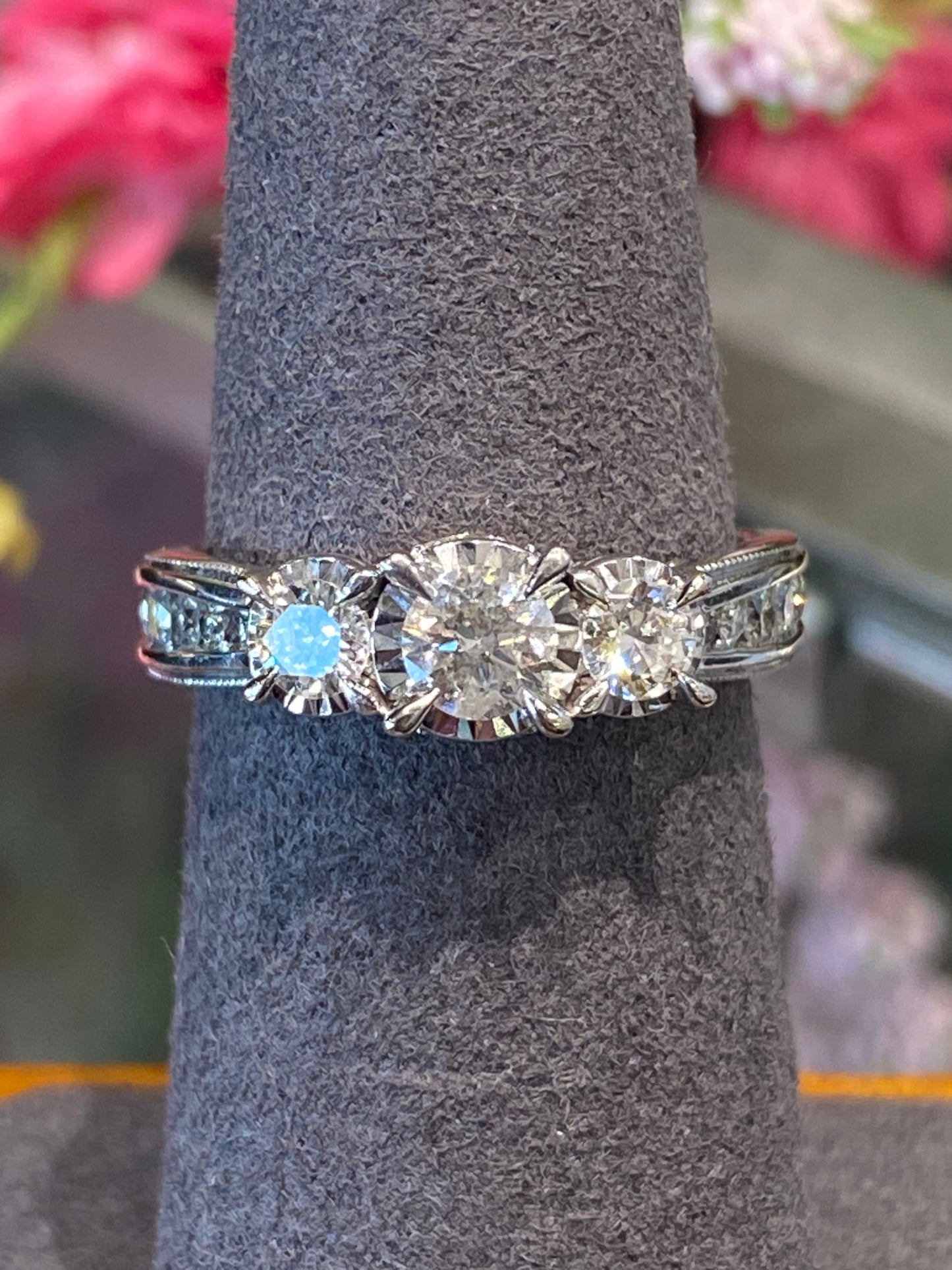 10k White Gold Diamond Engagement Ring