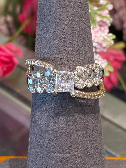14k Two Tone Diamond Ring