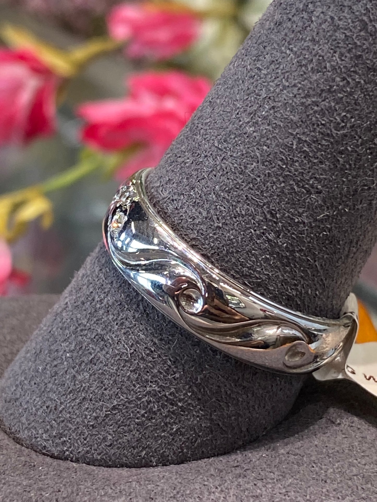 14k White Gold Band