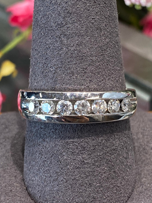 14k White Gold Diamond Band