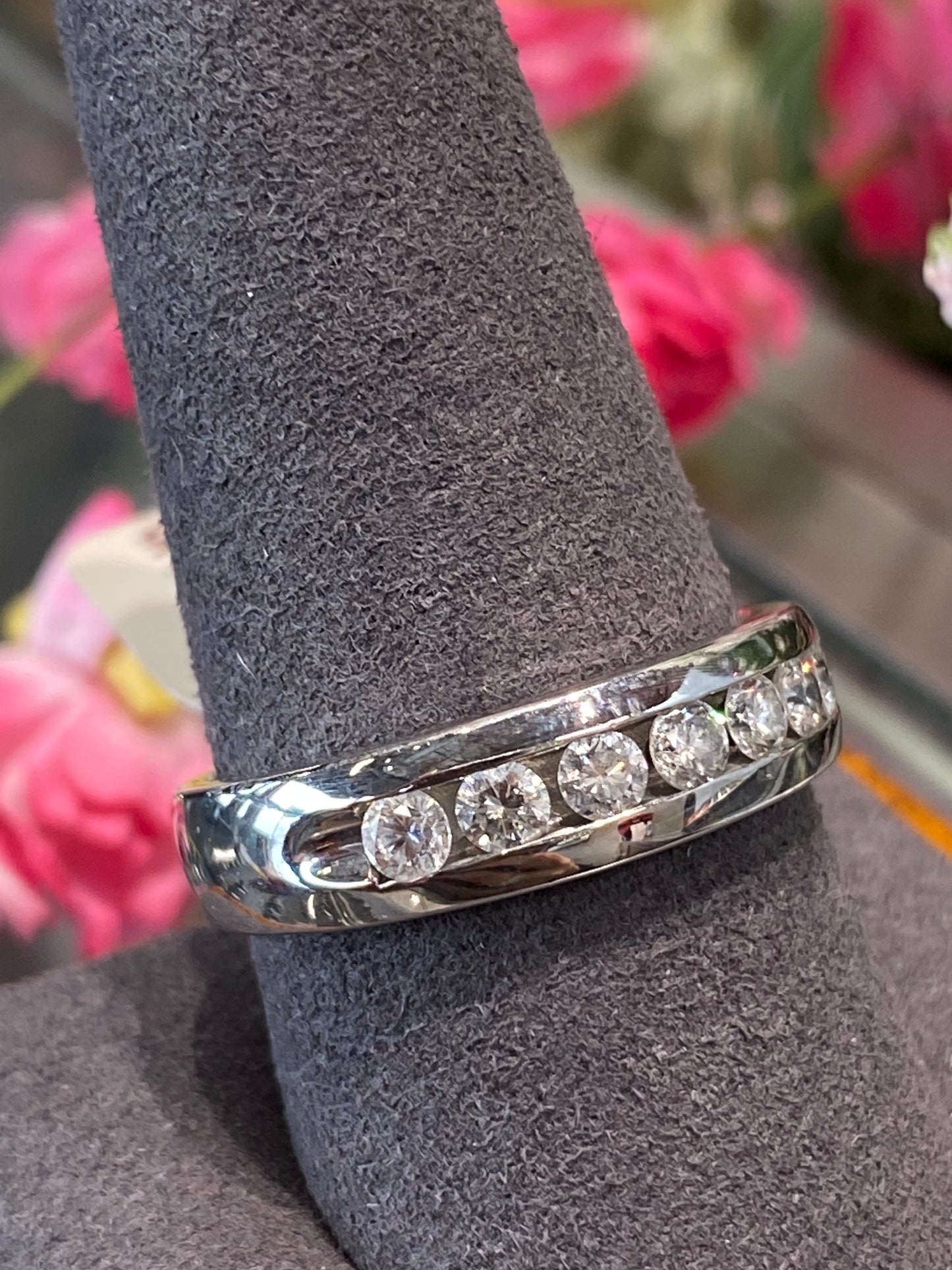 14k White Gold Diamond Band