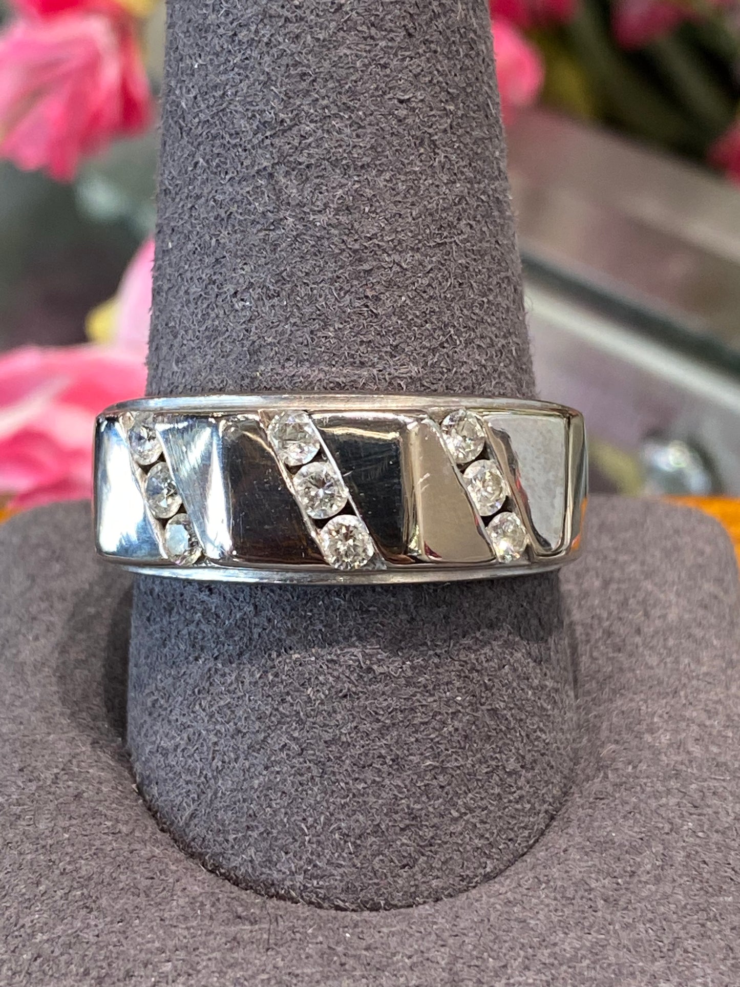 14k White Gold Diamond Band