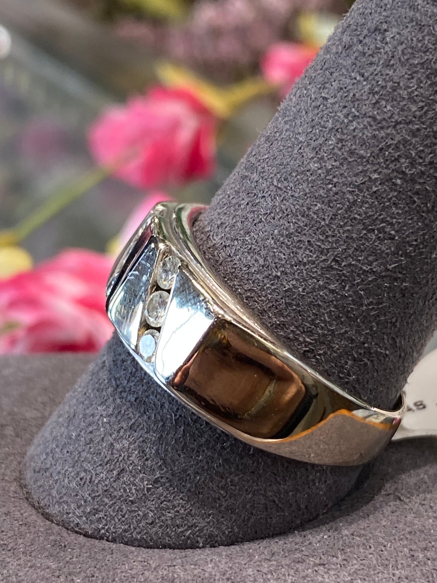 14k White Gold Diamond Band