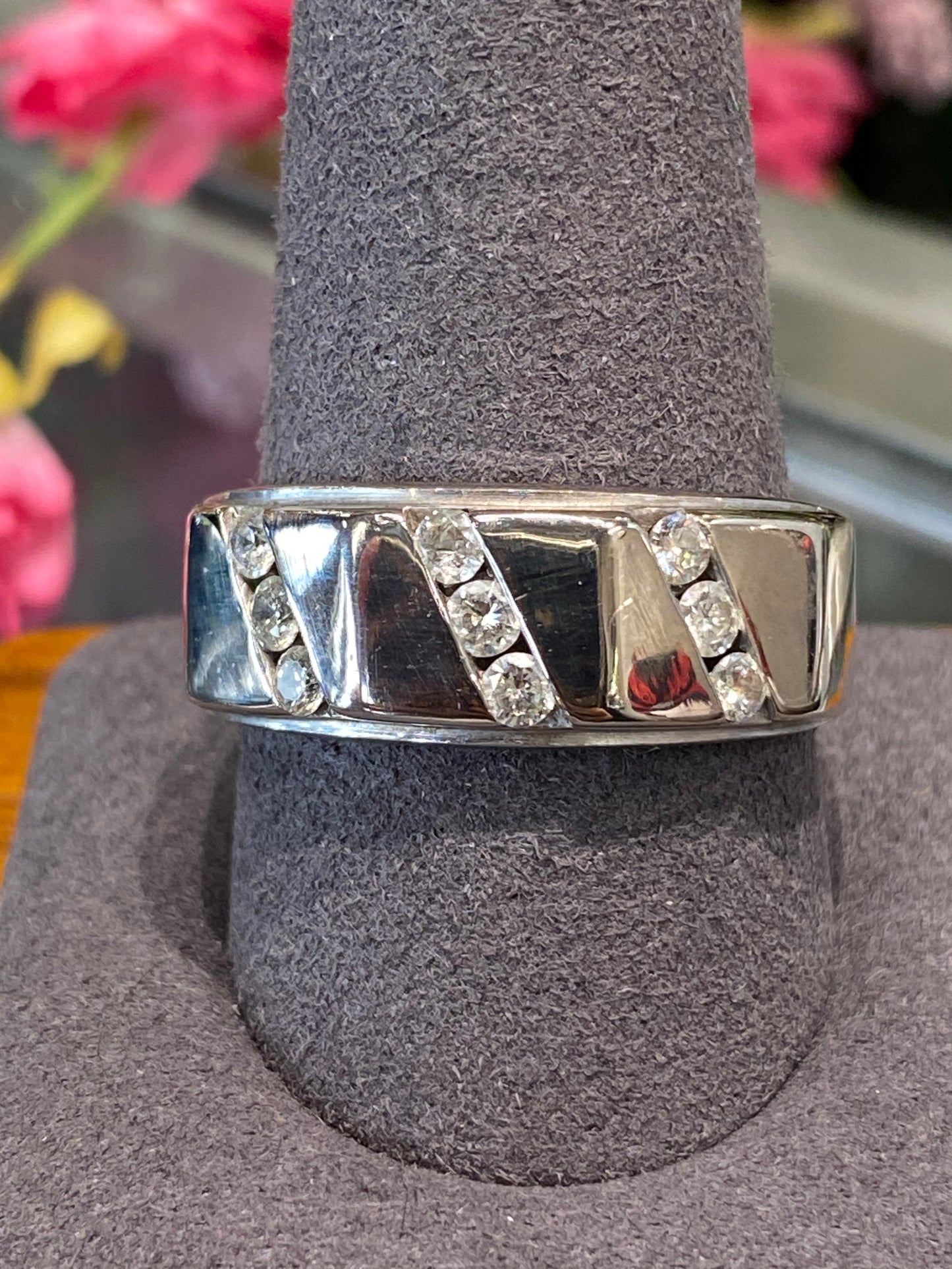 14k White Gold Diamond Band