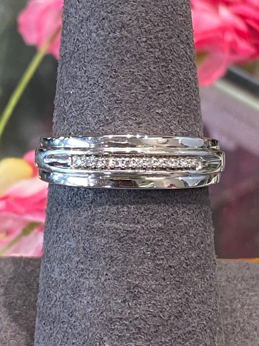 14k White Gold Diamond Band