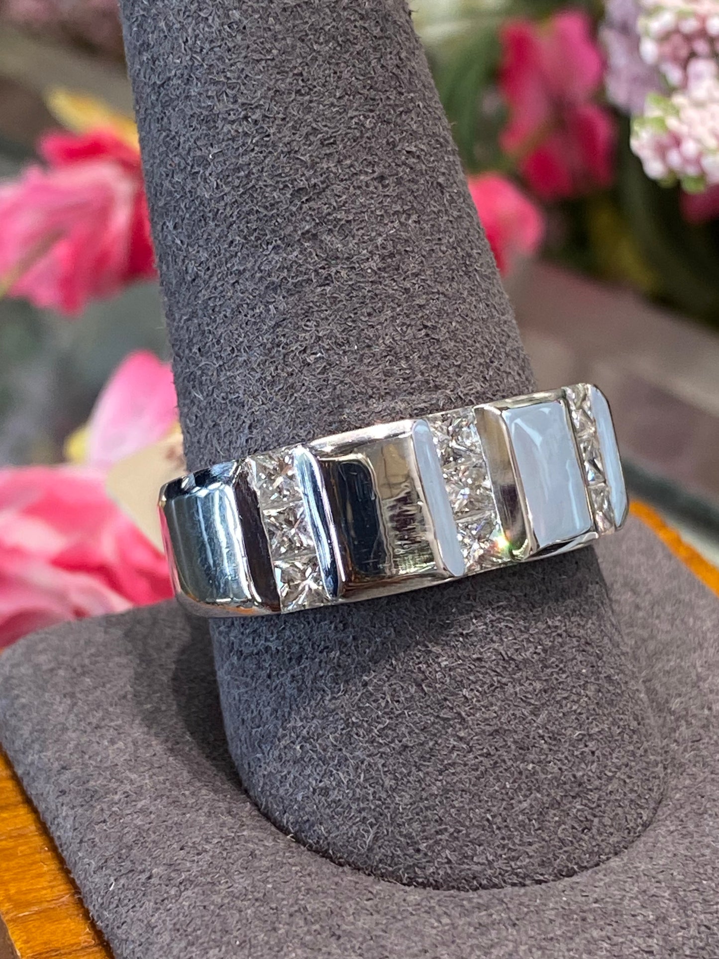 14k White Gold Diamond Band