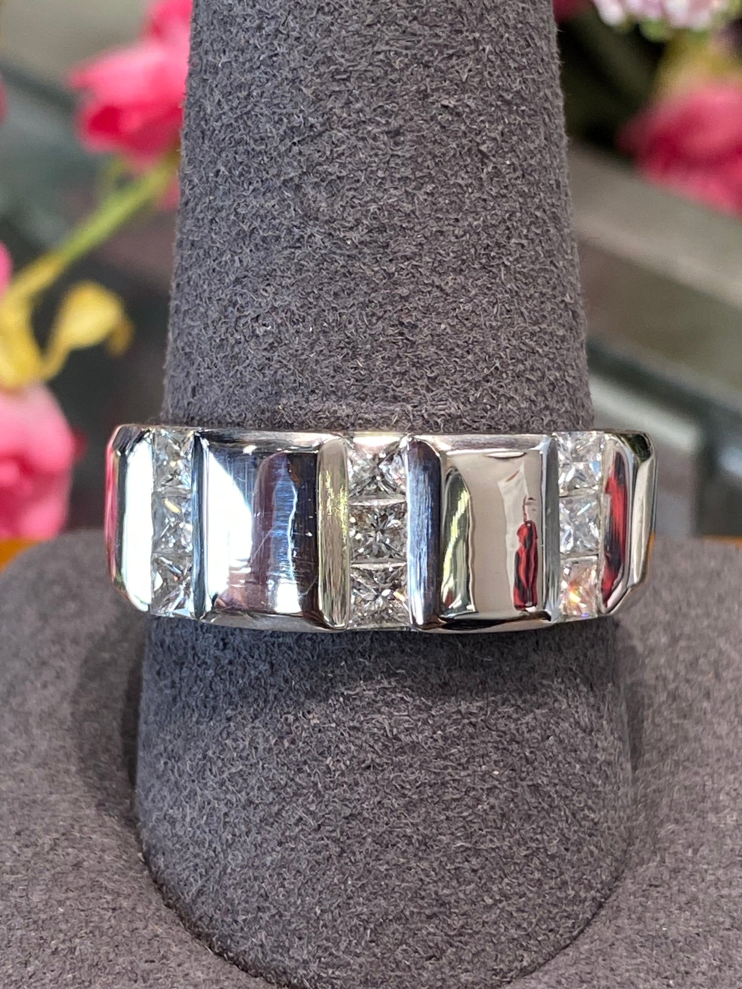 14k White Gold Diamond Band