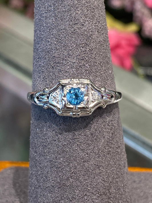 18k White Gold Ring