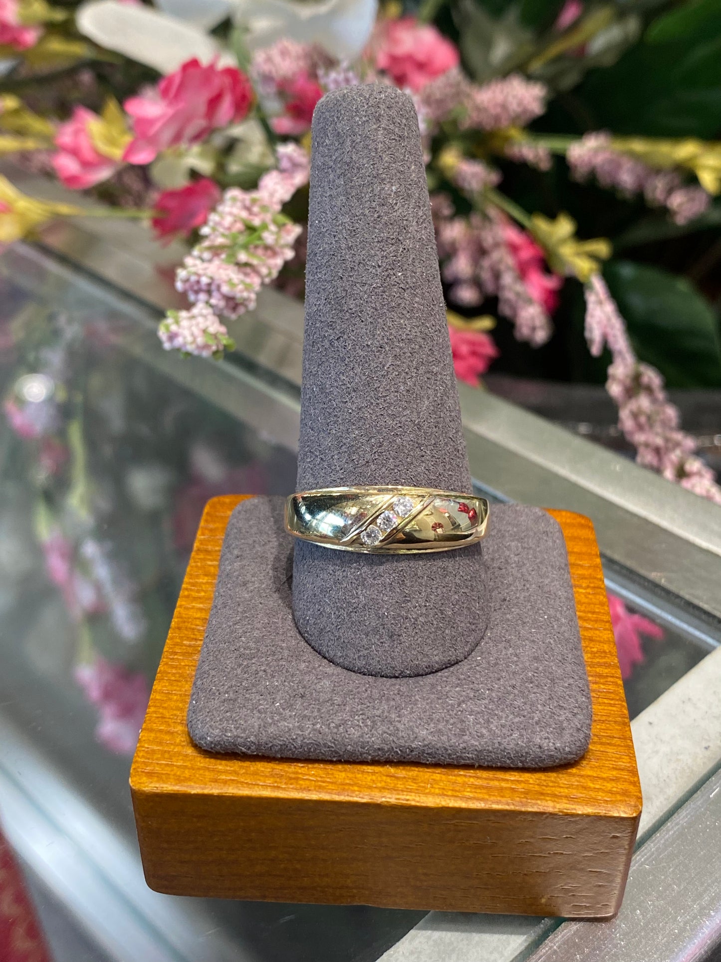 10k Yellow Gold Band