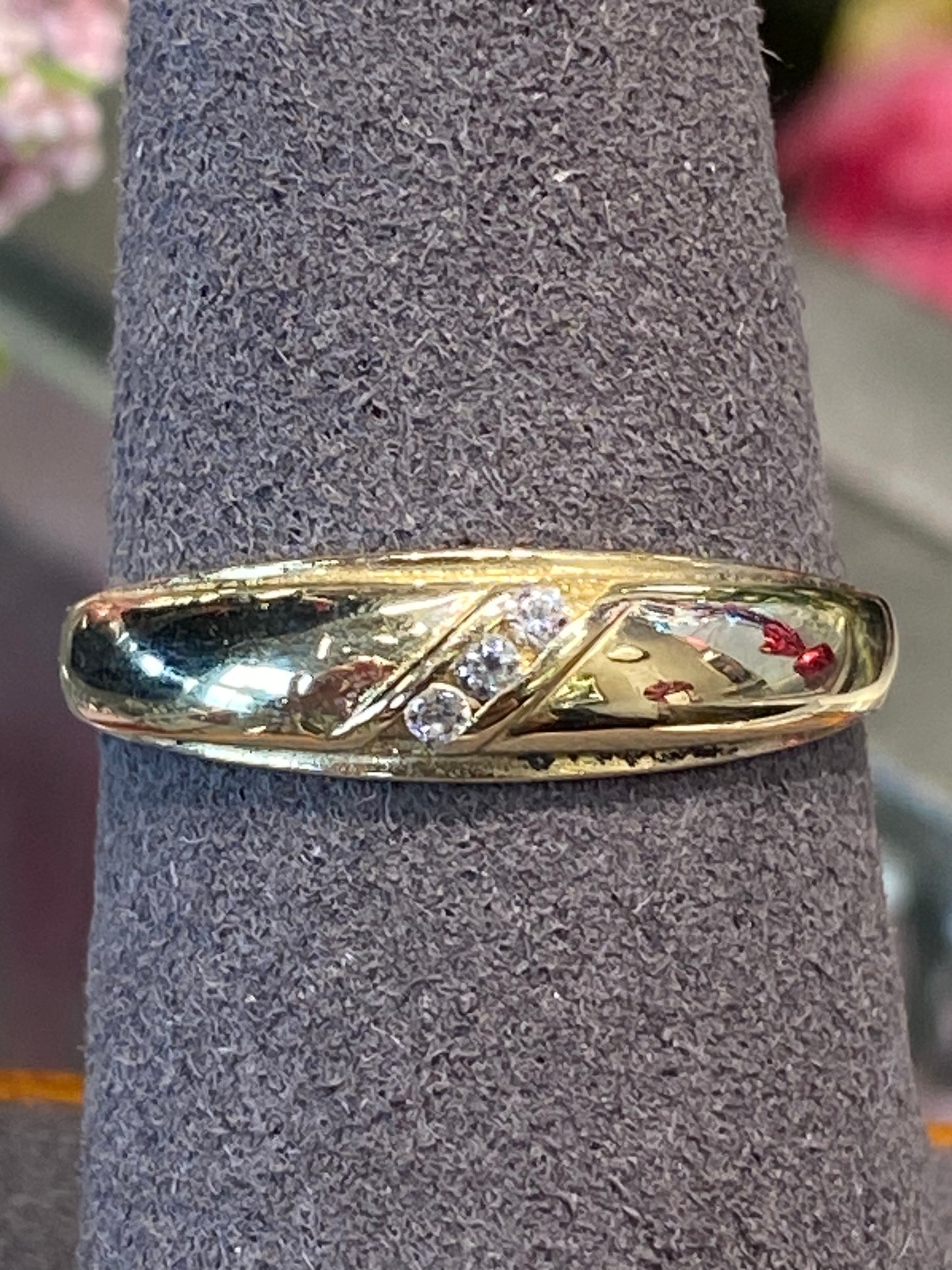 10k Yellow Gold Band