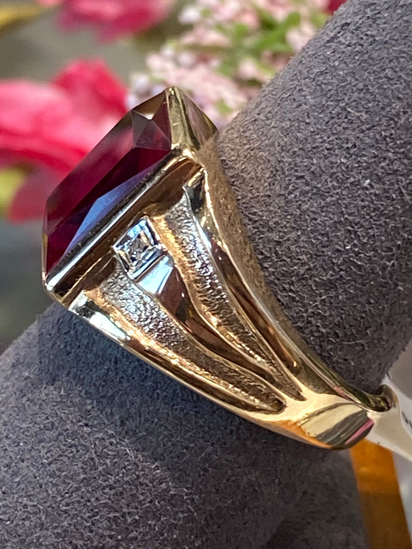10k Yellow Gold Ring