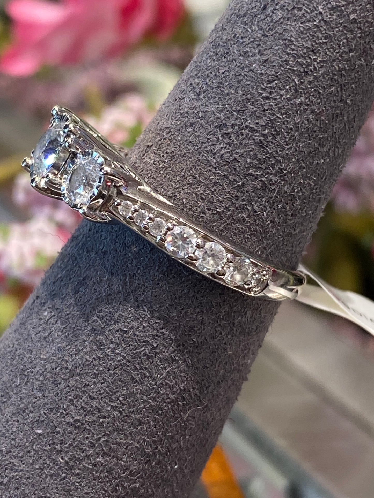 14k White Gold Diamond Engagement Ring