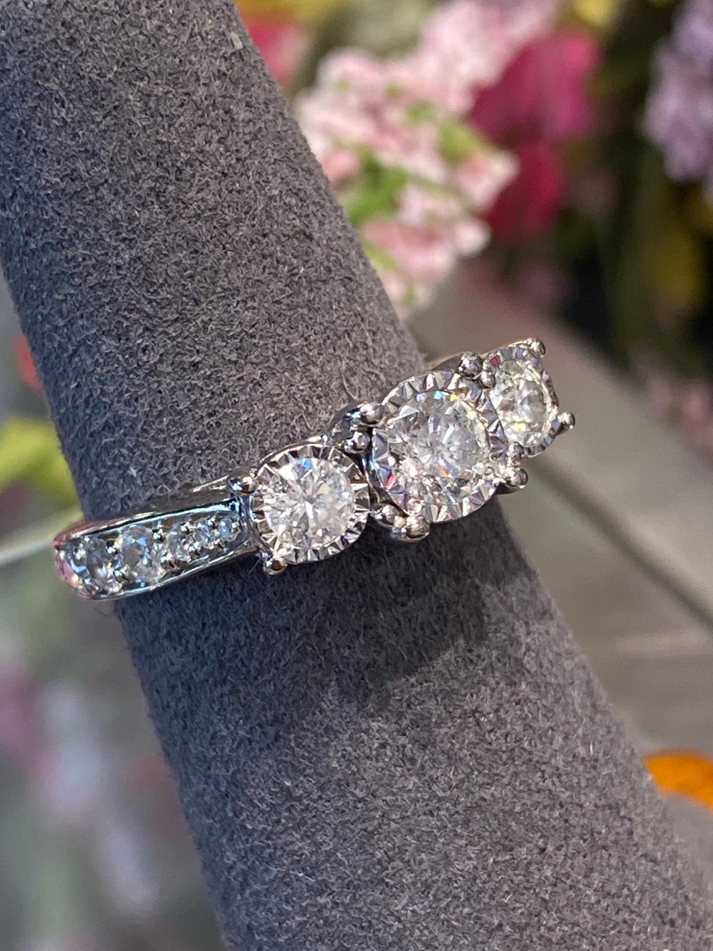 14k White Gold Diamond Engagement Ring
