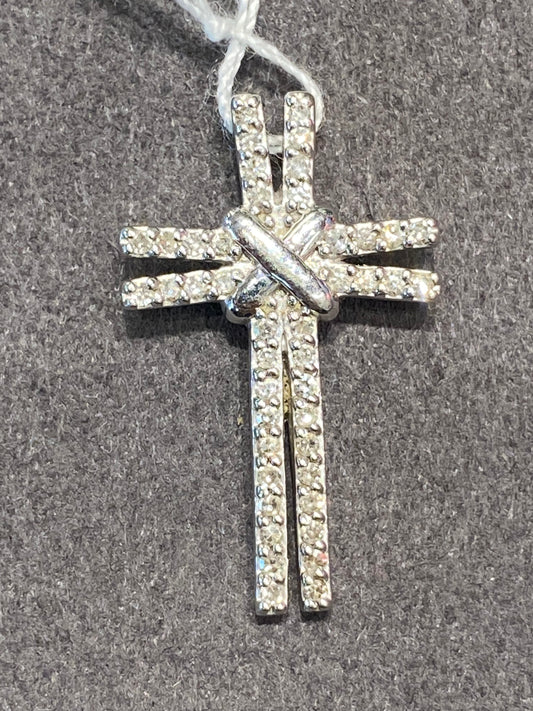 10k White Gold Diamond Cross Pendant