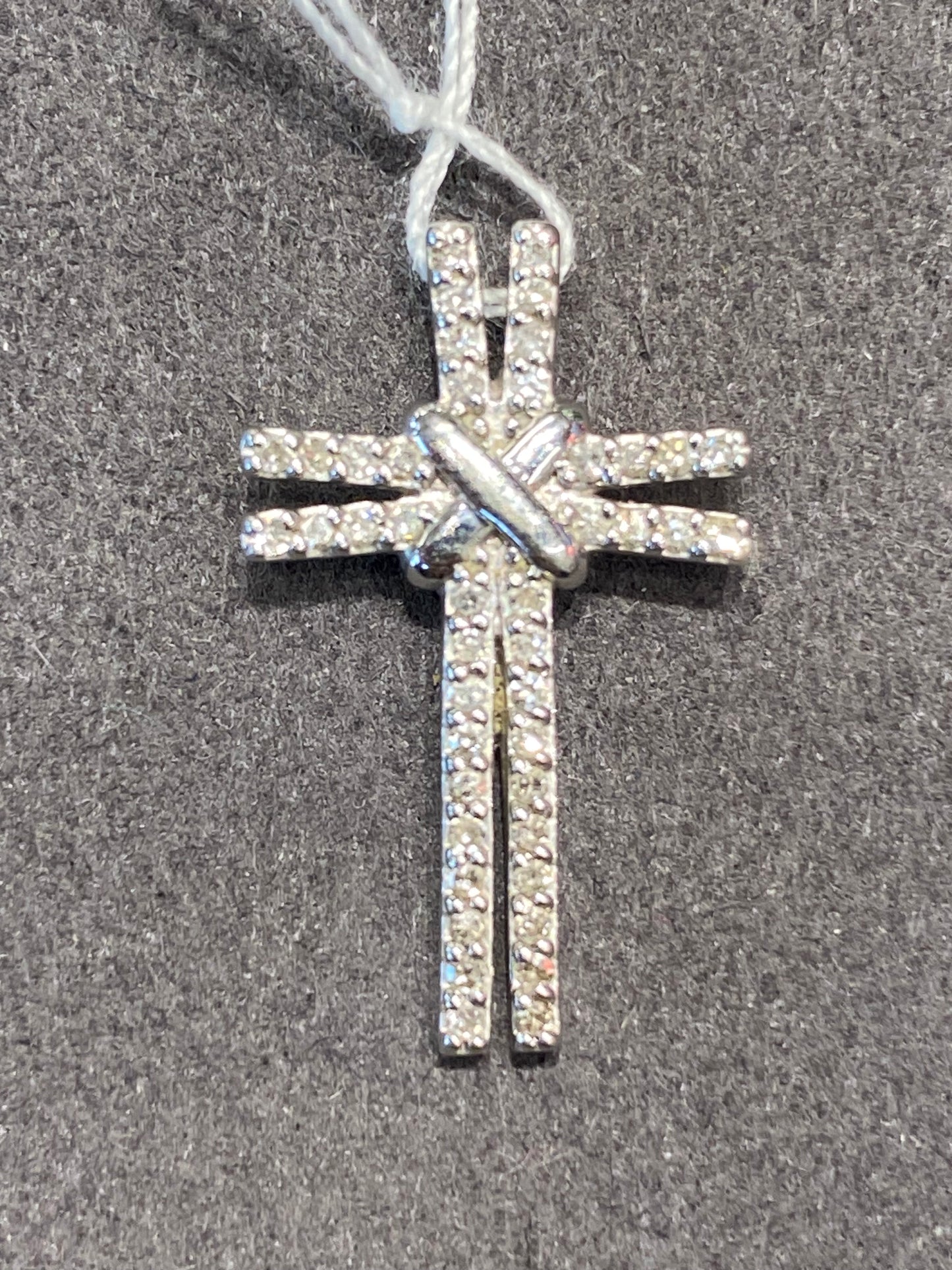 10k White Gold Diamond Cross Pendant
