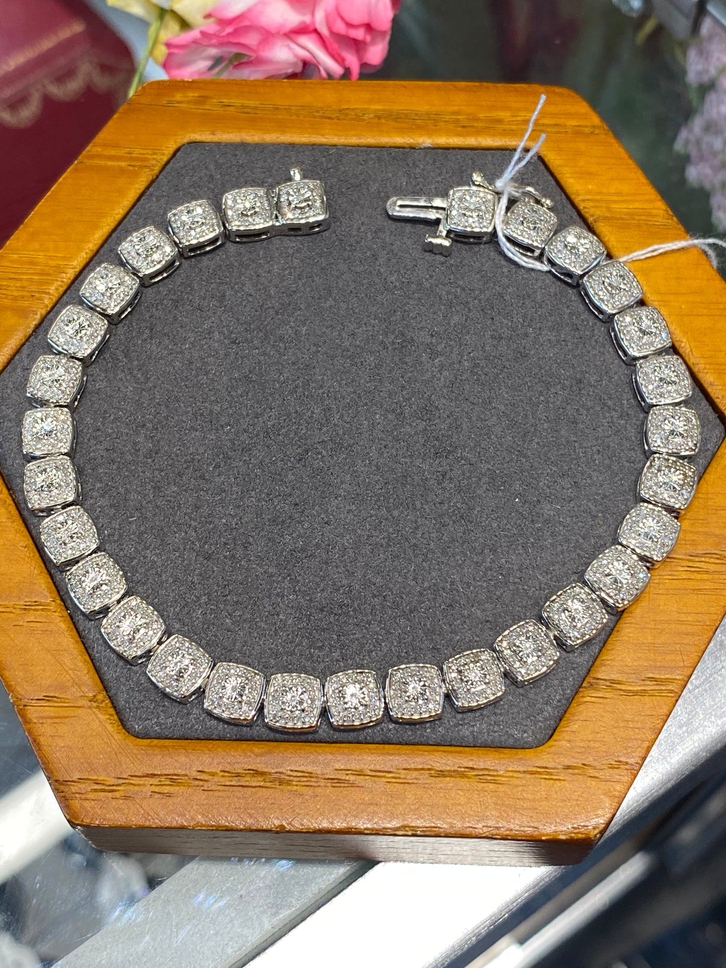 10k White Gold Diamond Tennis Bracelet