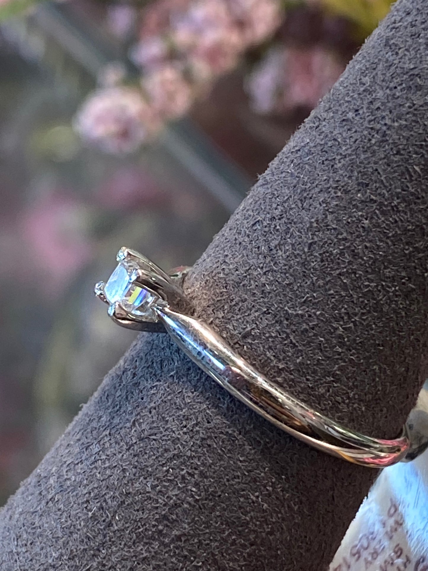 14k White Gold Diamond Engagement Ring