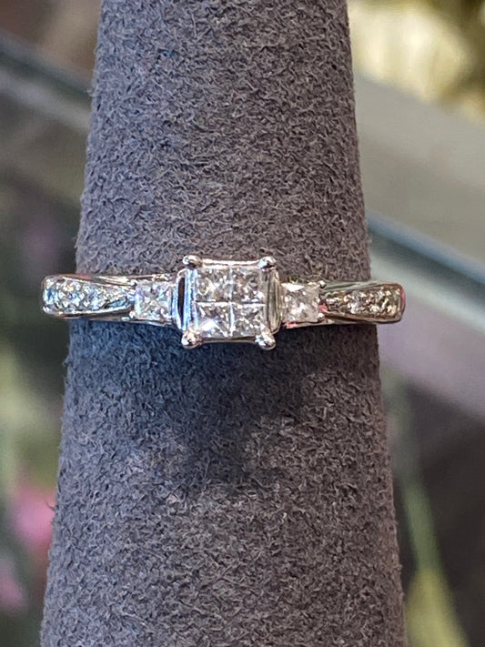 10k White Gold Engagement Ring