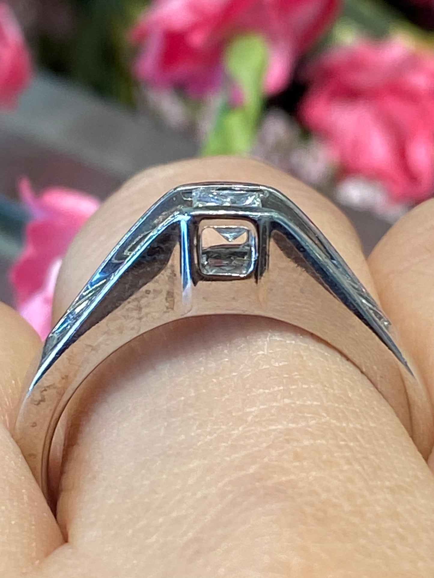 14k White Gold Diamond Ring
