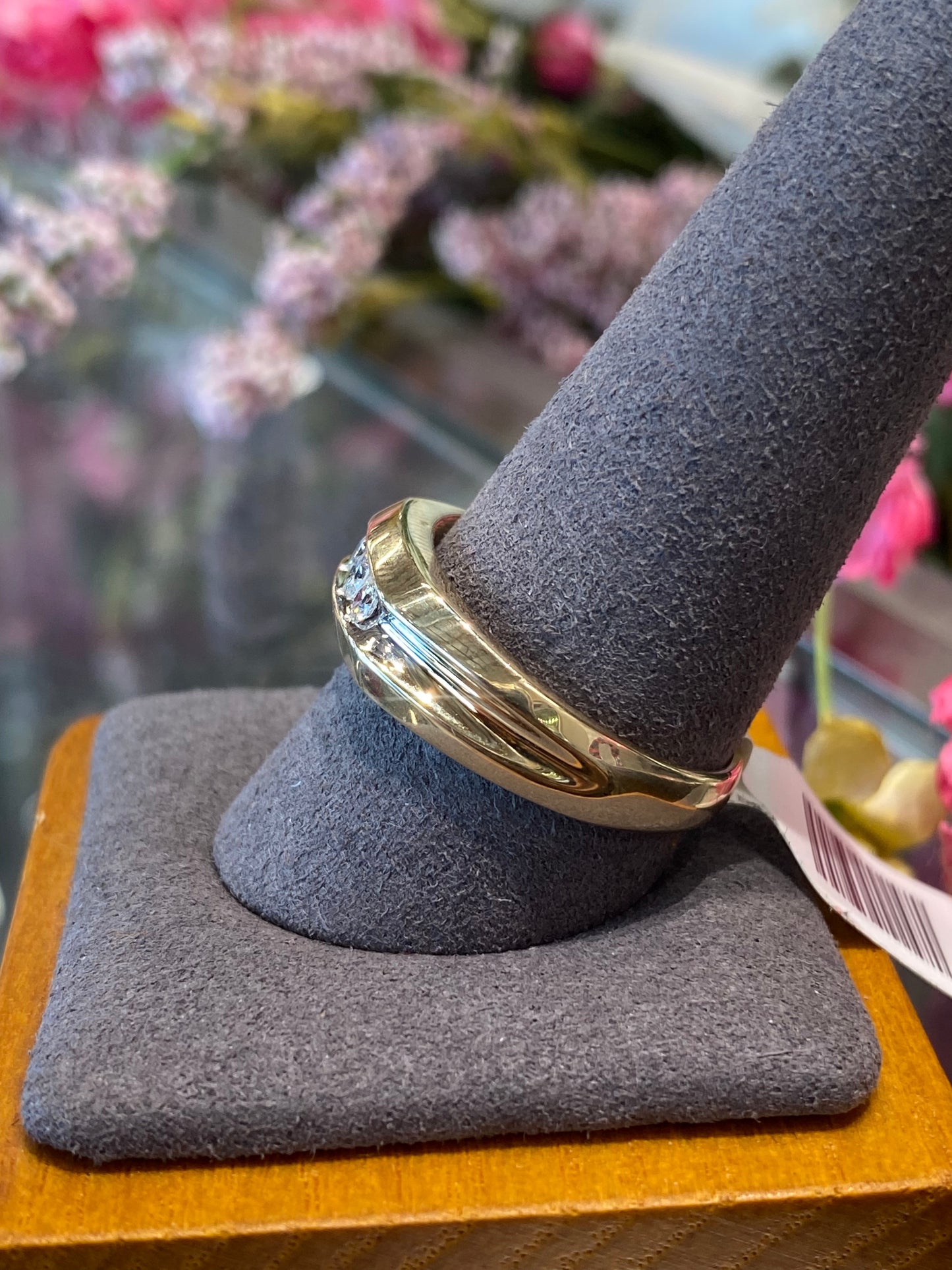 14k Yellow Gold Diamond Ring