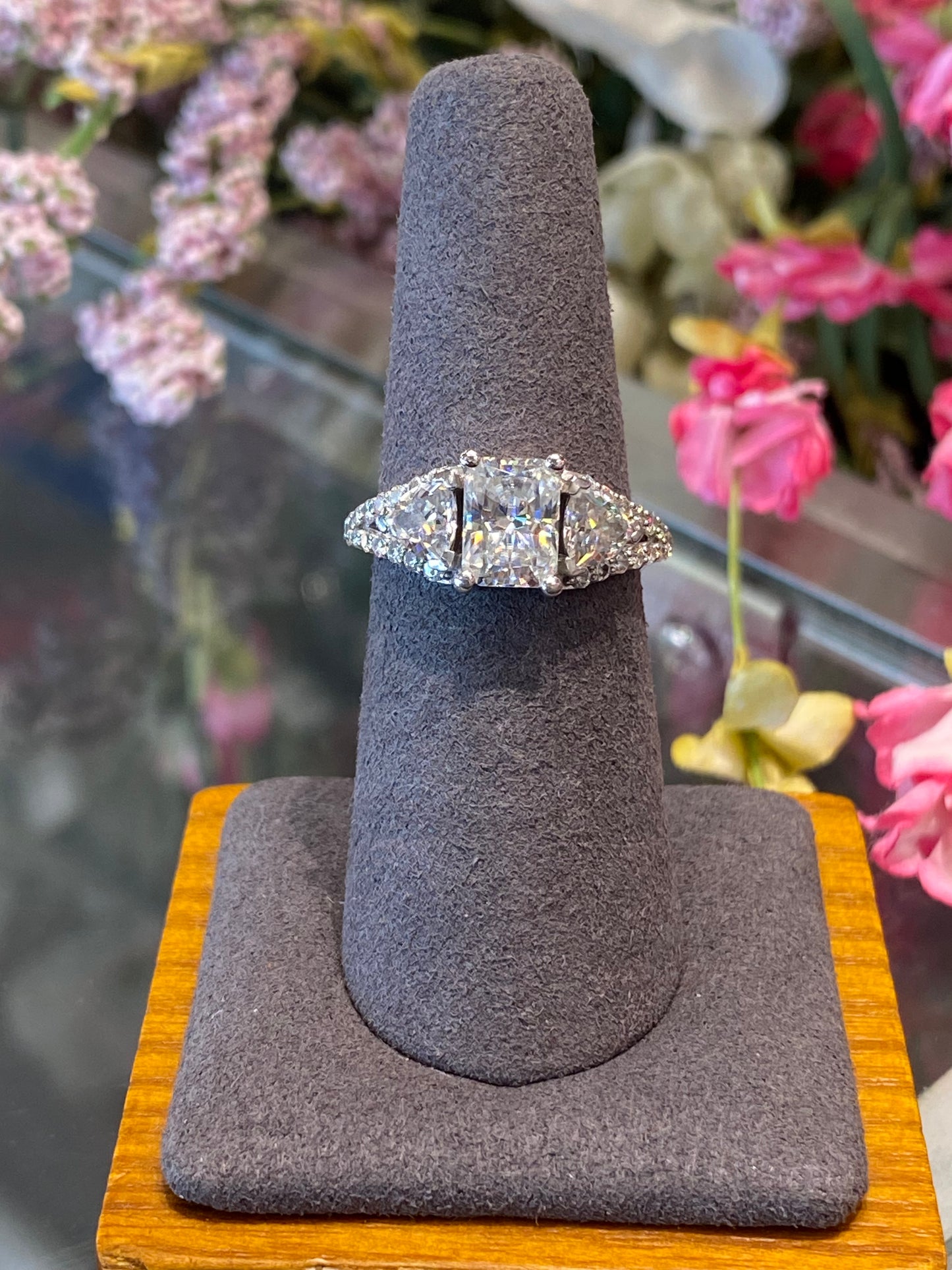 14k White Gold Moissanite Ring