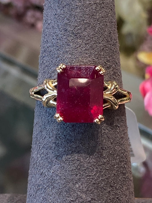 10k Yellow Gold Ring