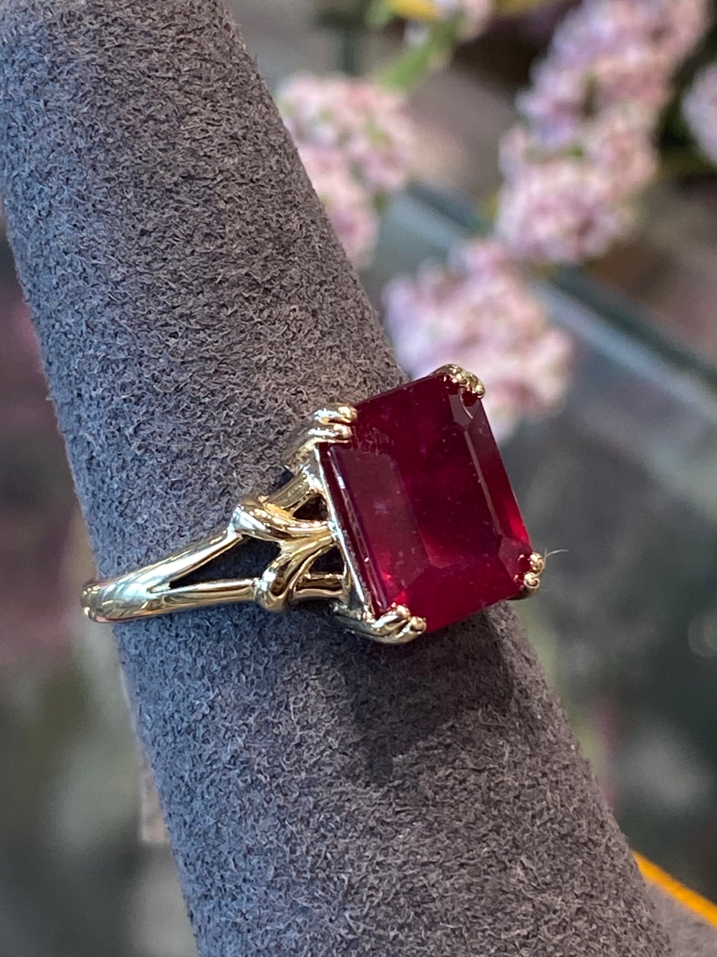 10k Yellow Gold Ring