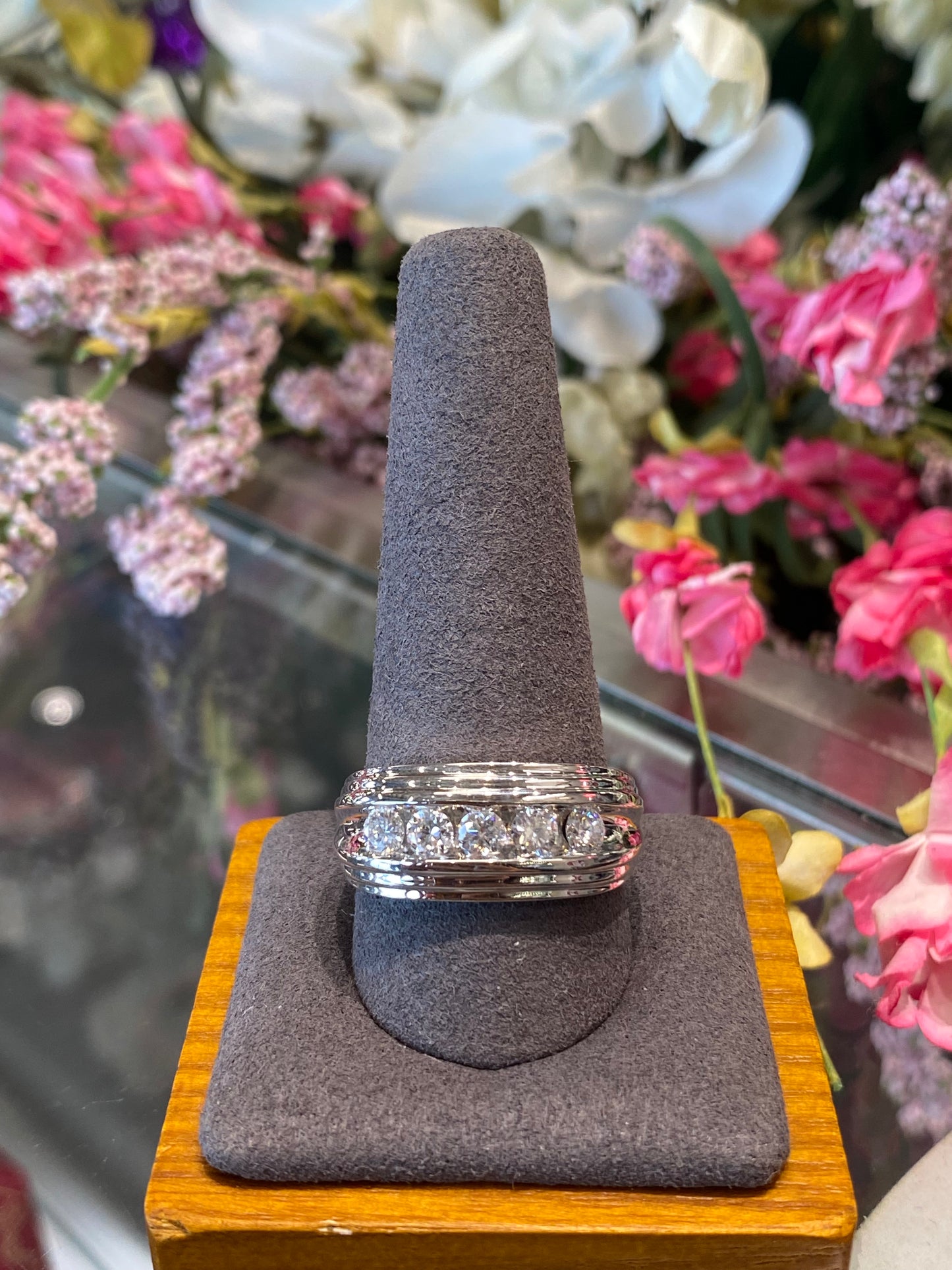 14k White Gold Diamond Ring