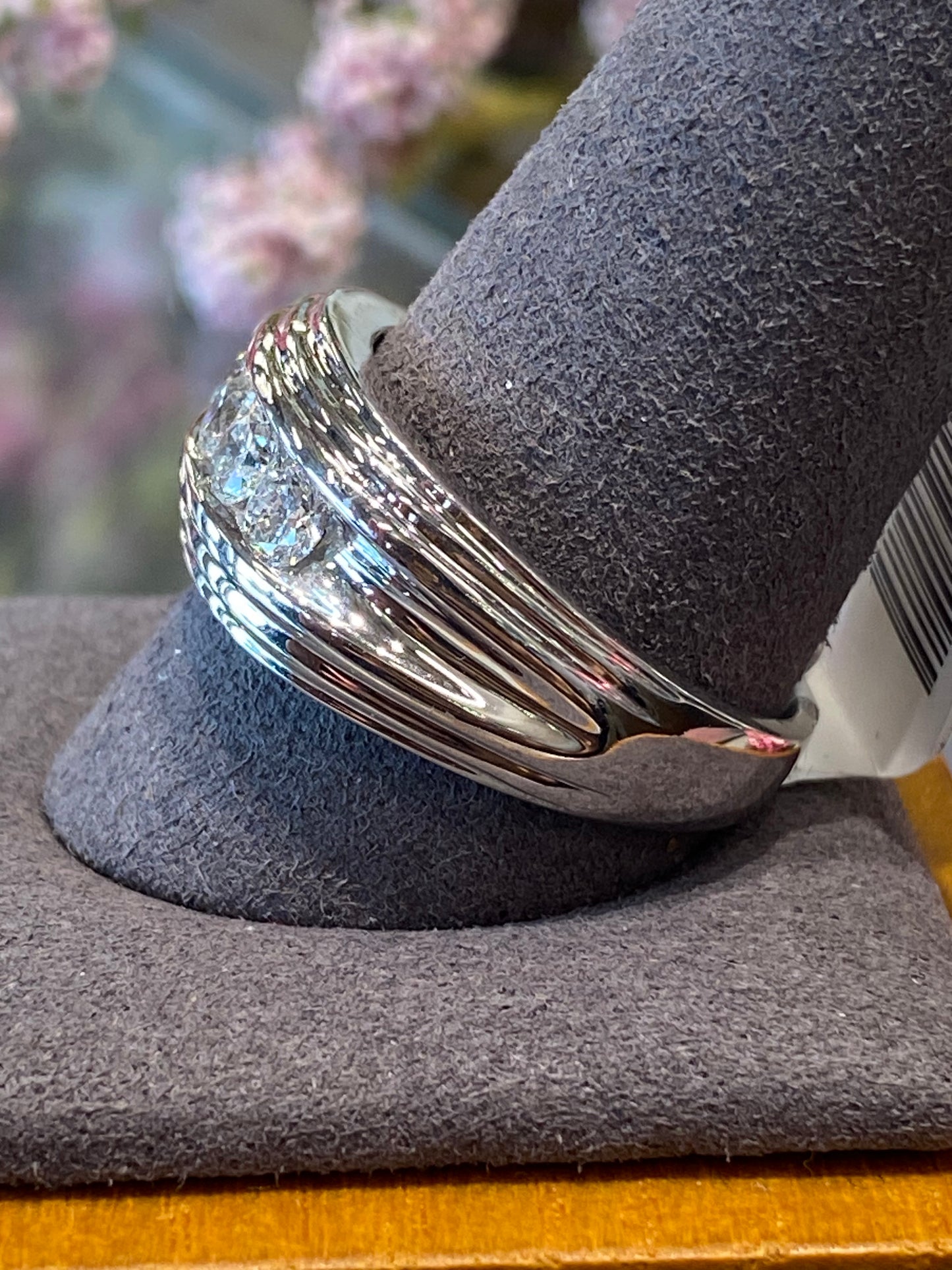 14k White Gold Diamond Ring