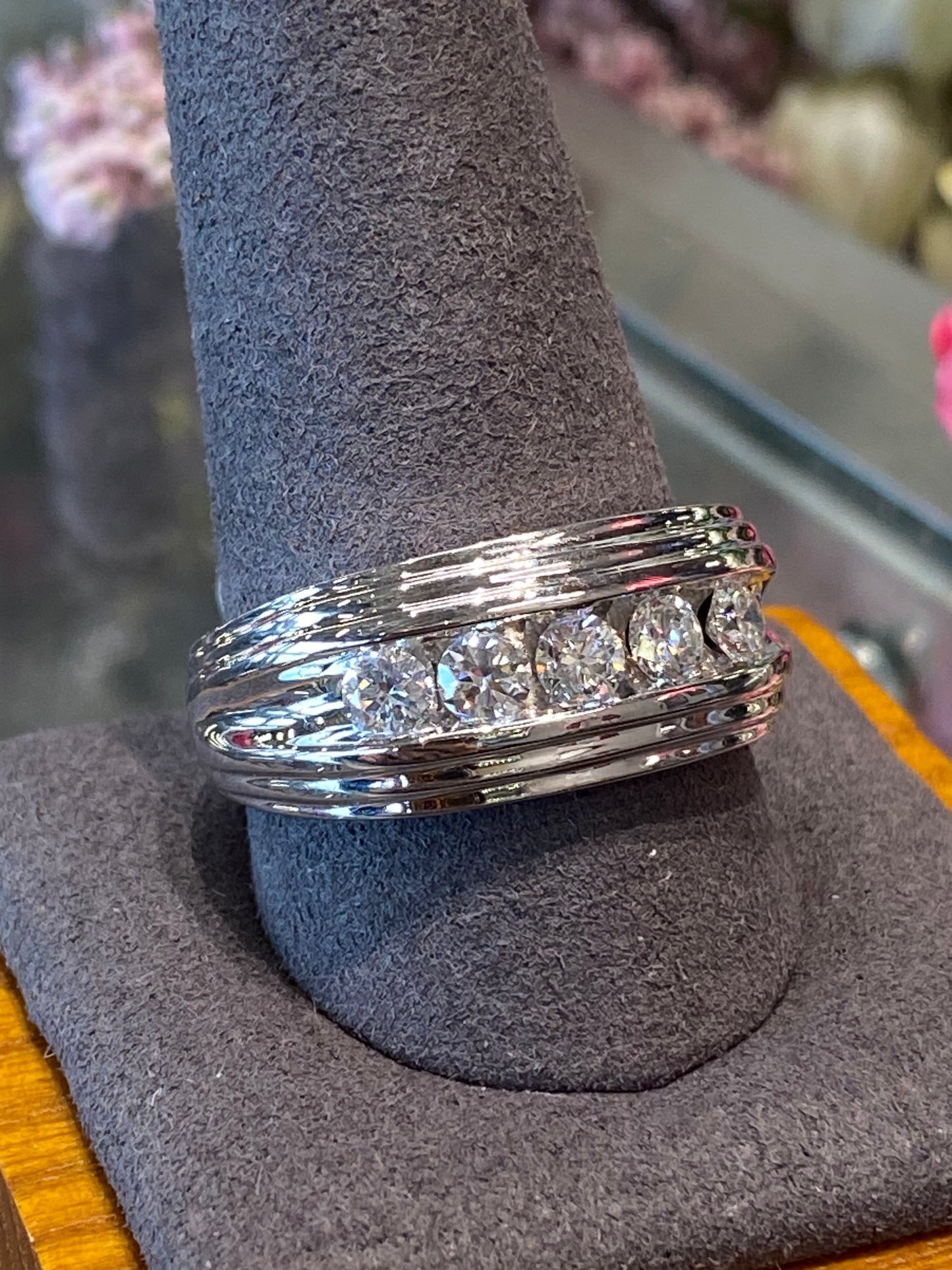 14k White Gold Diamond Ring