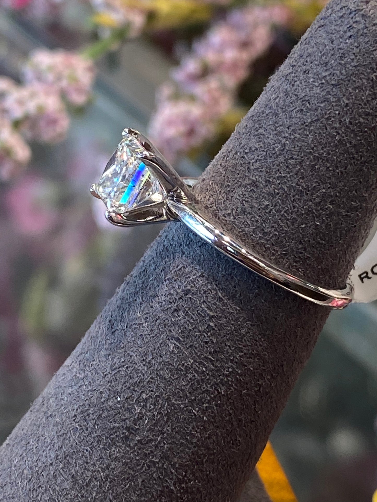 14k White Gold Diamond Engagement Ring