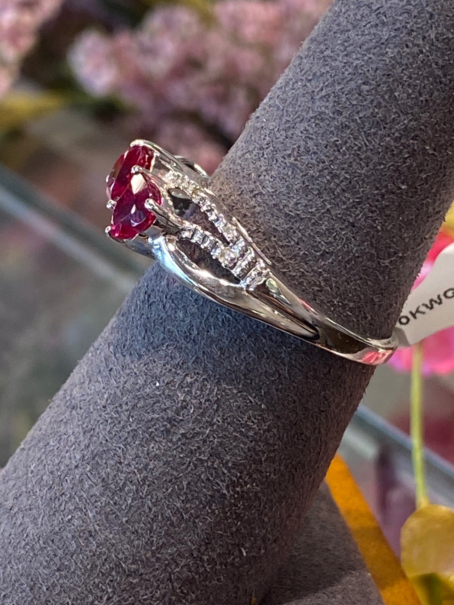 10k White Gold Ring