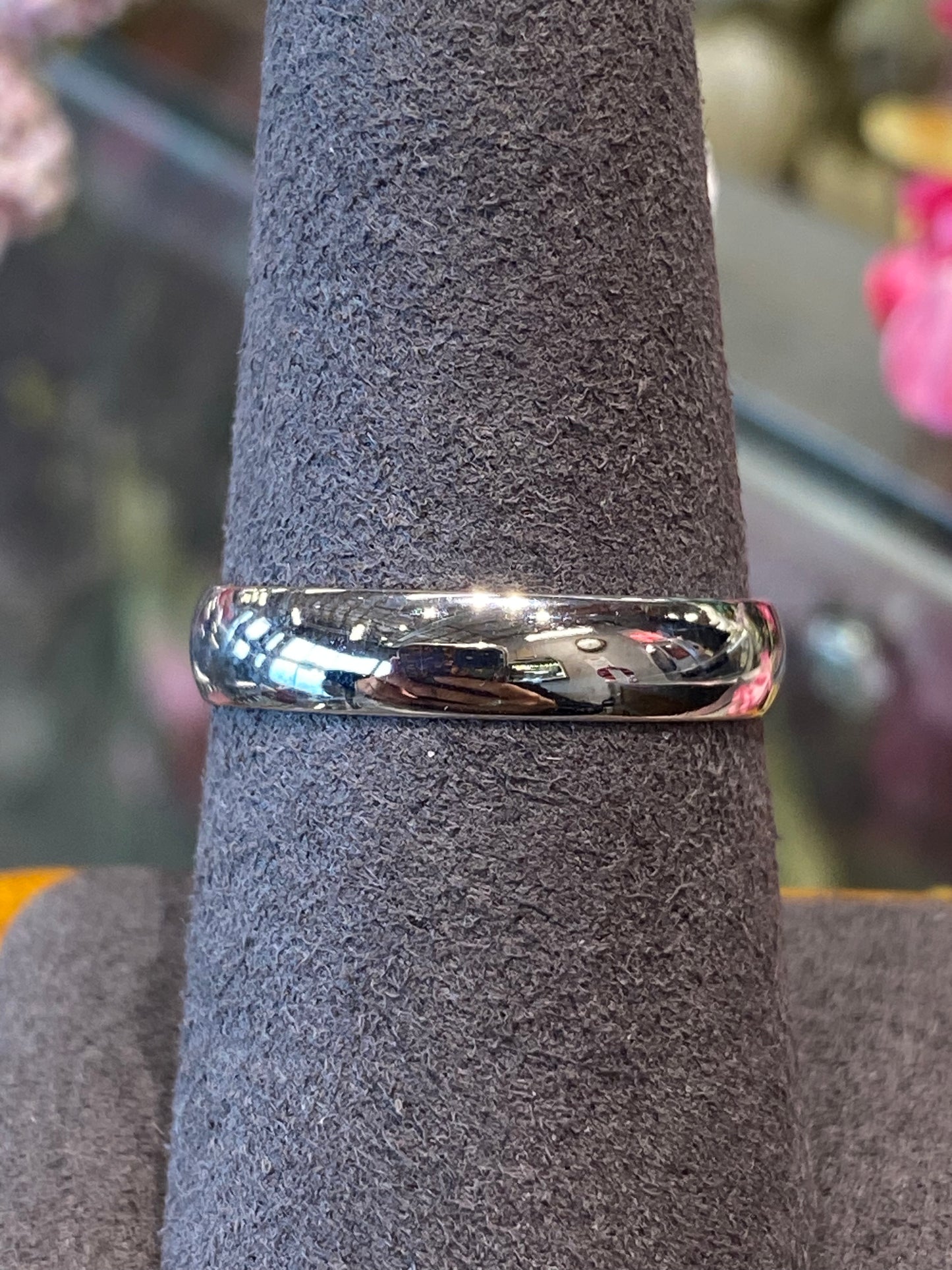 14k White Gold Plain Band