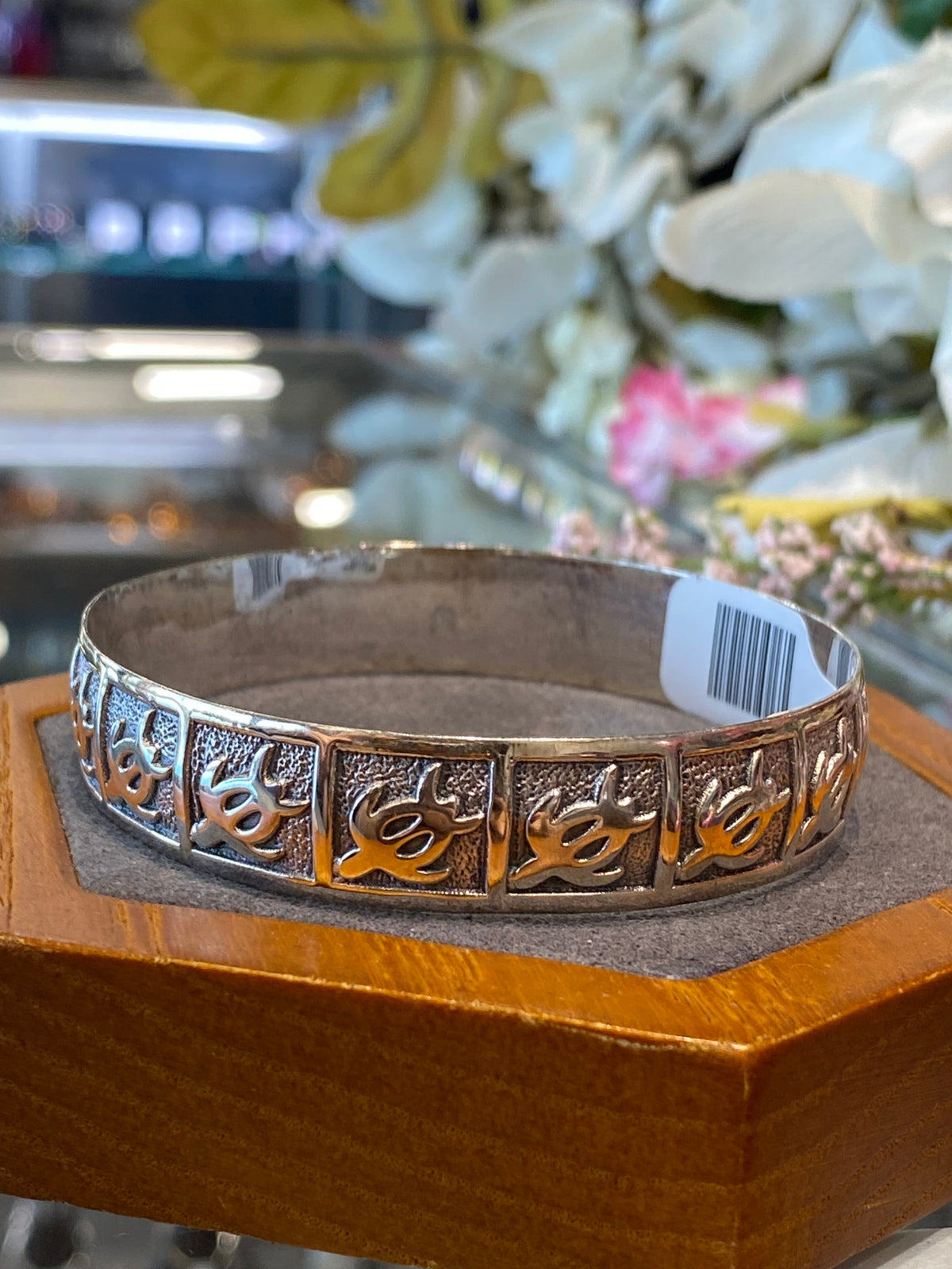 925 Silver Bangle With Turtle Design