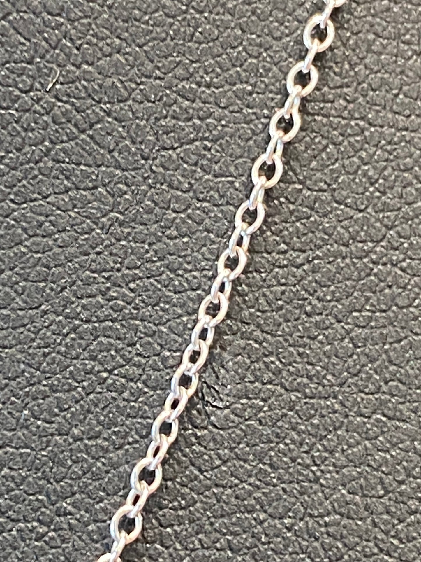 10k White Gold Chain With Pendant