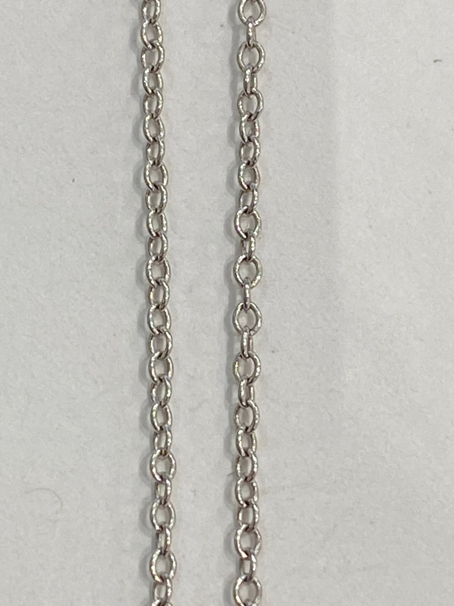 10k White Gold Chain With Pendant
