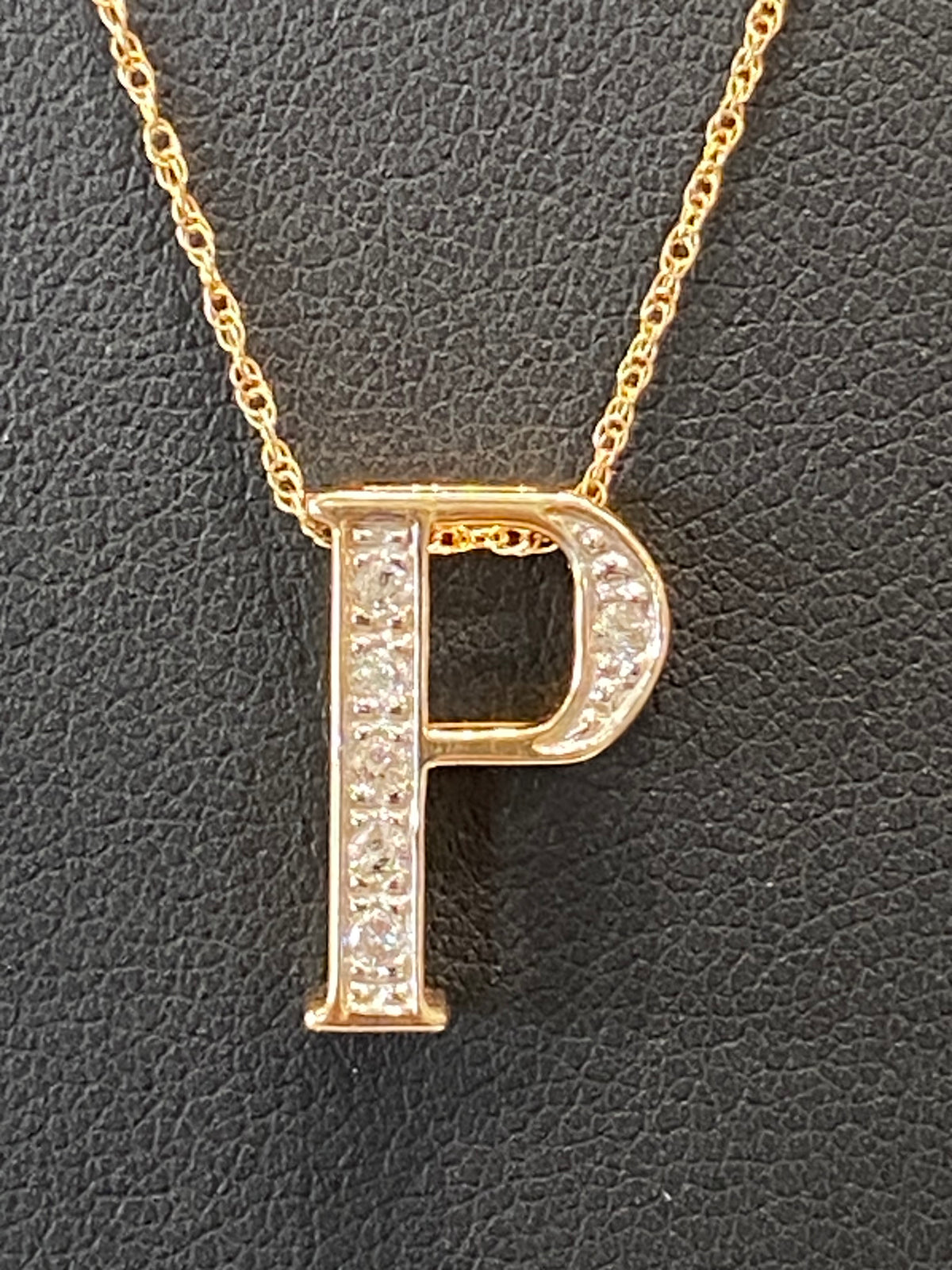 14k Two Tone Chain With Pendant