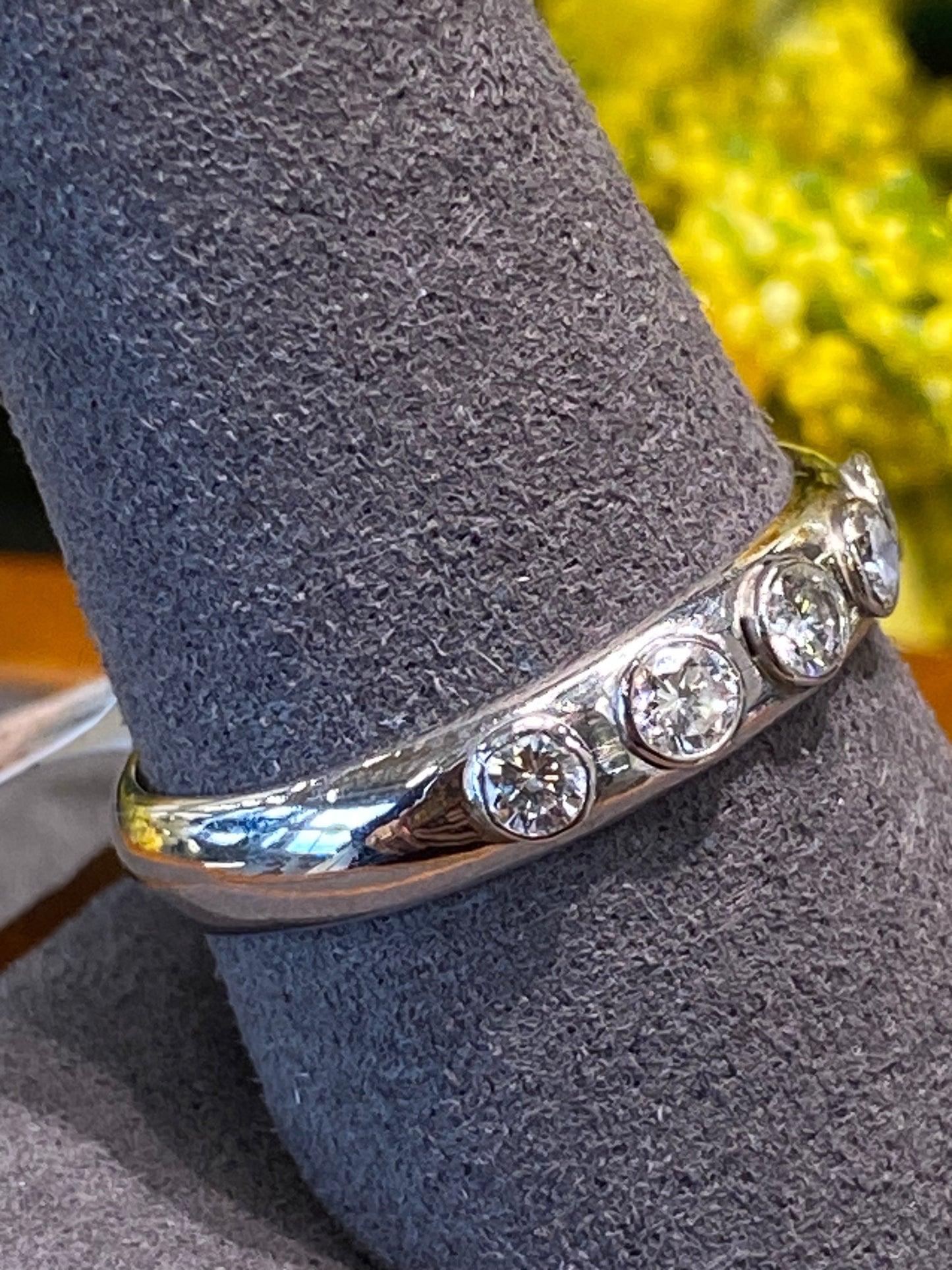 14k White Gold Band