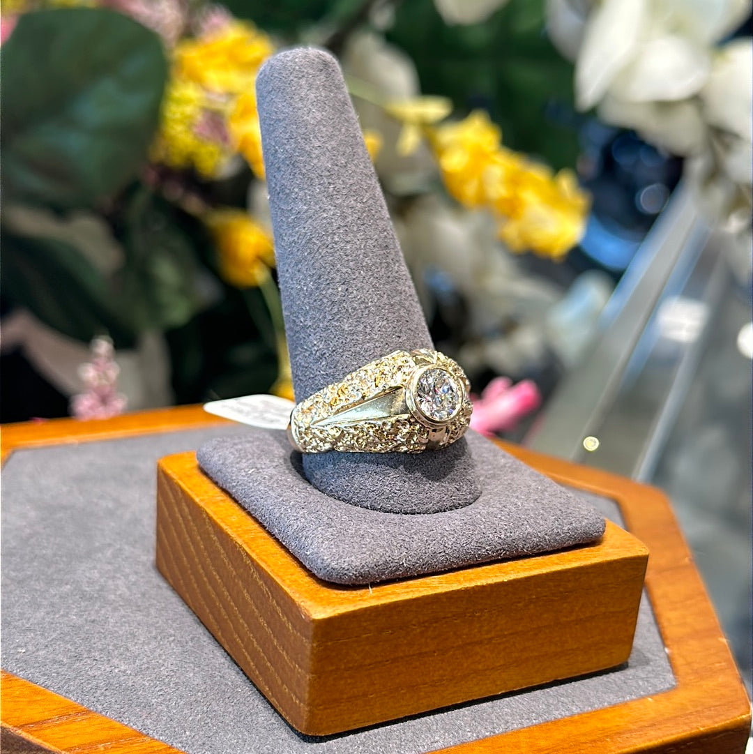 14k nugget ring w/diamond