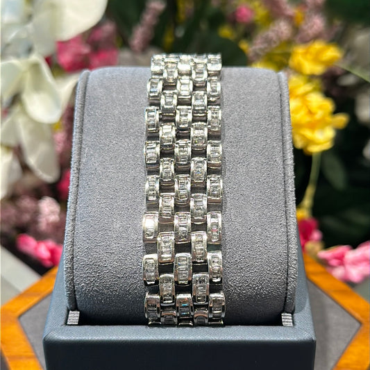 10k gold bracelet w/ diamonds