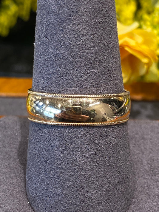 14k Yellow Gold Band